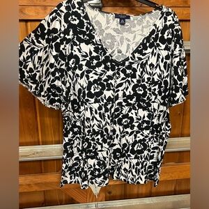 Cotton Short Flutter Sleeve Top